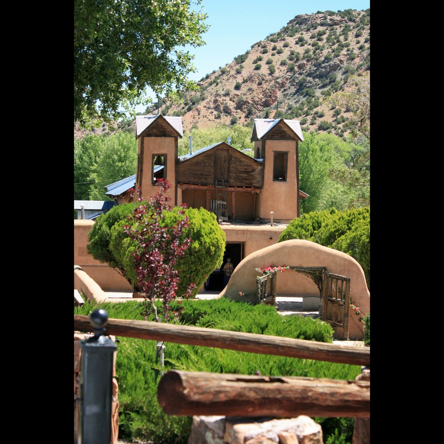 el-santuario-de-chimayo-church-v-isenhower-photography - V. Isenhower Photography