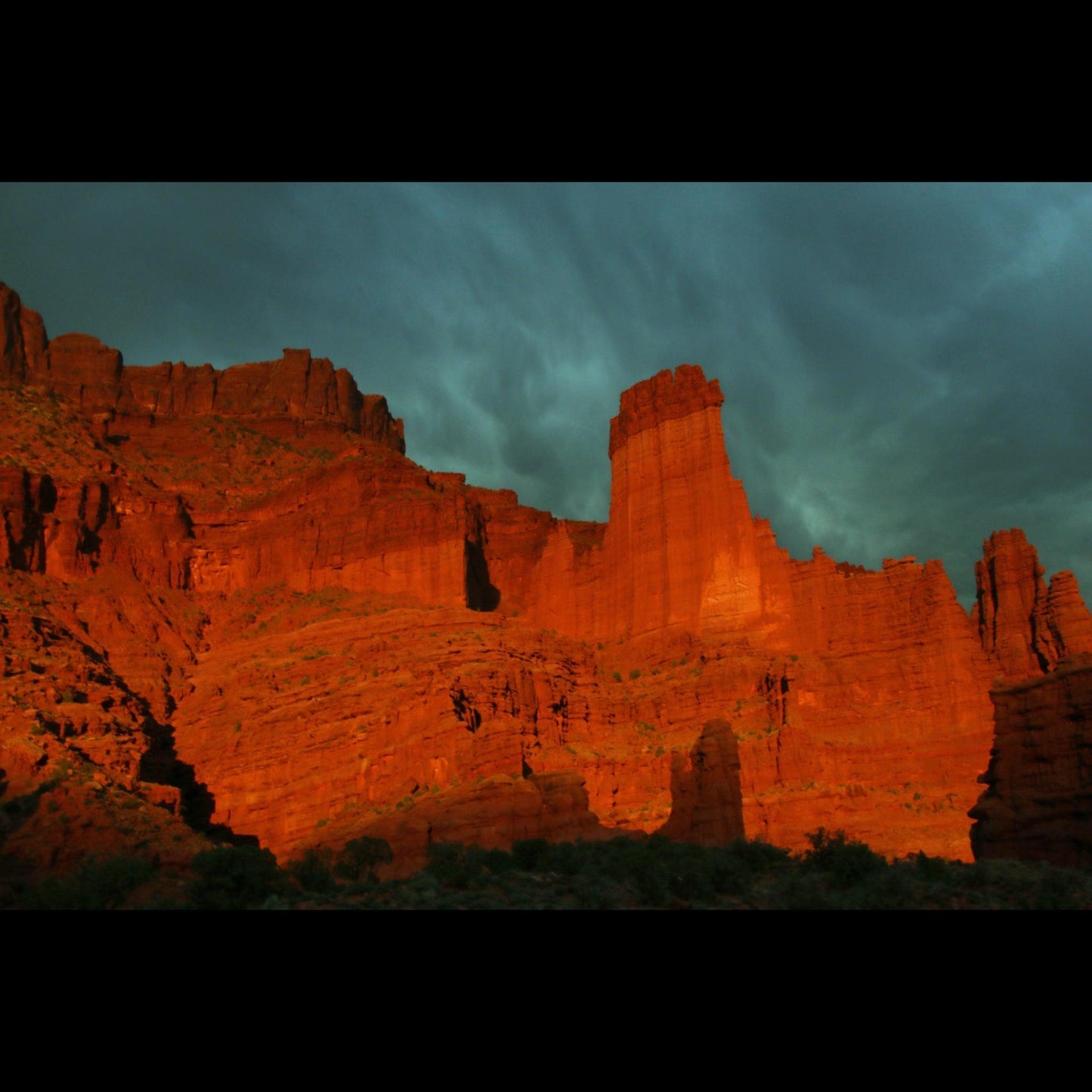 fisher-towers-at-sunset-v-isenhower-photography - V. Isenhower Photography