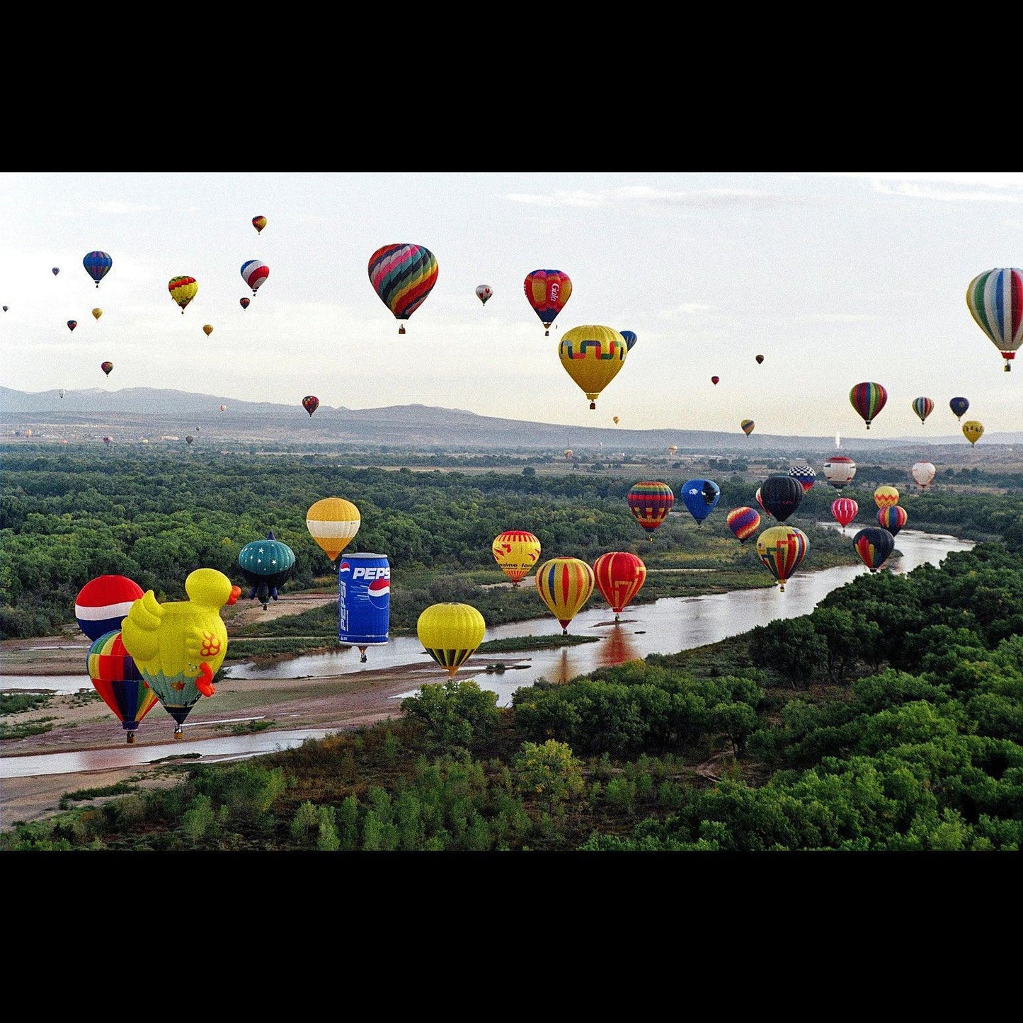 balloons-flying-over-the-rio-grande-v-isenhower-photography - V. Isenhower Photography