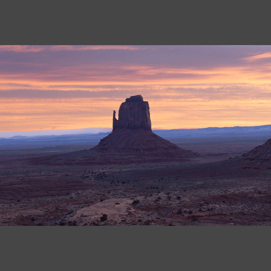 Photo Monument Valley East Mitten at Sunrise